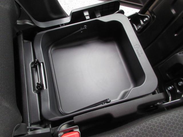 スペーシアギア ハイブリッドＸＺ　ターボ　４ＷＤ　両側電動スライドドア　ナビ　ＴＶ　ＣＤ／ＤＶＤ再生　Ｂｌｕｅｔｏｏｔｈ接続　ＥＴＣ　シートヒーターＬ／Ｒ　クルーズコントロール　レーンキープアシスト　デュアルセンサーブレーキサポート（55枚目）