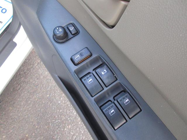 【購入後も特典いっぱい】当店は購入後も提携指定整備工場・板金工場がありますので、購入後の車検・修理・保険などもお任せください！