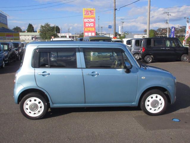 アルトラパンショコラ G 4WD プッシュスタート スマートキー ナビ TV Bluetooth接続 ETC バックカメラ シートヒーター ショコラ専用シート オートライト HIDライト 純正アルミホイール ABS(8枚目)