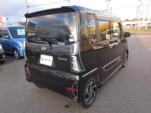 タント カスタムＲＳスタイルセレクション　４ＷＤ　ターボ　両側電動スライドドア　スマートキー　ナビ　ＴＶ　ＣＤ／ＤＶＤ再生　Ｂｌｕｅｔｏｏｔｈ接続　ＥＴＣ　バックカメラ　シートヒーター　障害物センサー　レーンキープアシスト　ブレーキサポート（16枚目）
