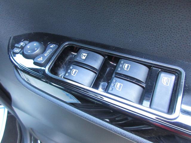 タント カスタムＲＳスタイルセレクション　４ＷＤ　ターボ　両側電動スライドドア　スマートキー　ナビ　ＴＶ　ＣＤ／ＤＶＤ再生　Ｂｌｕｅｔｏｏｔｈ接続　ＥＴＣ　バックカメラ　シートヒーター　障害物センサー　レーンキープアシスト　ブレーキサポート（54枚目）