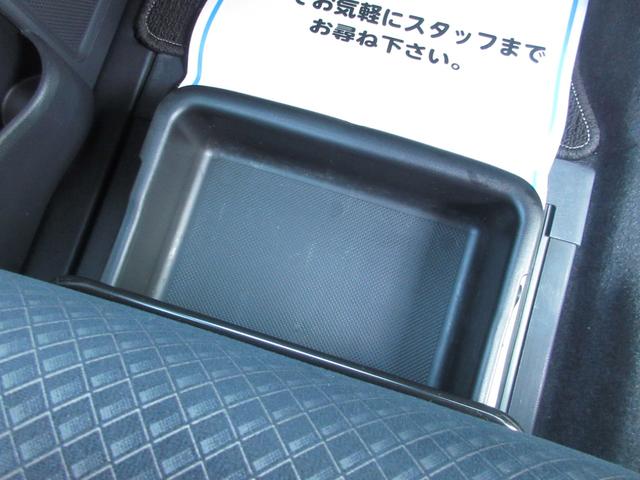 タント カスタムＲＳスタイルセレクション　４ＷＤ　ターボ　両側電動スライドドア　スマートキー　ナビ　ＴＶ　ＣＤ／ＤＶＤ再生　Ｂｌｕｅｔｏｏｔｈ接続　ＥＴＣ　バックカメラ　シートヒーター　障害物センサー　レーンキープアシスト　ブレーキサポート（56枚目）