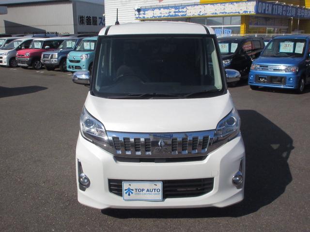 ｅＫスペースカスタム カスタムＴ　４ＷＤ　ターボ　電動スライドドア　ナビ　ＴＶ　ＣＤ／ＤＶＤ再生　Ｂｌｕｅｔｏｏｔｈ接続　ＥＴＣ　バックカメラ　シートヒーター　オートライト　ＨＩＤライト　フォグライト　社外アルミホイール　無修復歴車（4枚目）