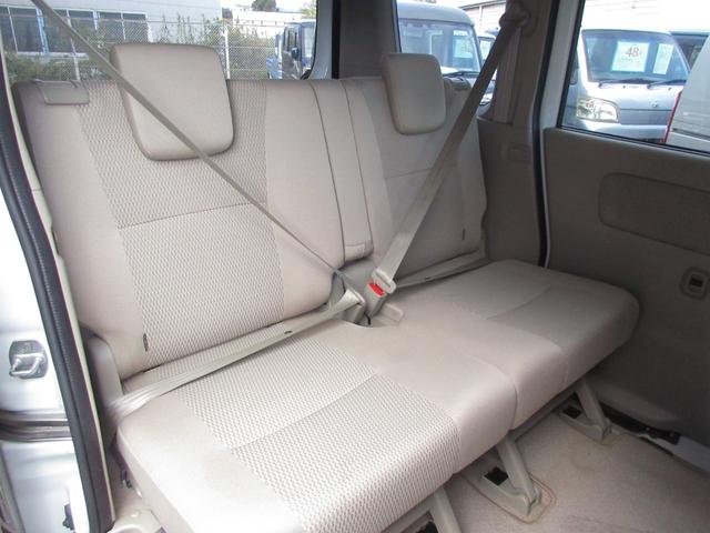 タウンボックス Ｇ　４ＷＤ　ターボ　電動スライドドア　衝突軽減ブレーキ　シートヒーター　ＣＤ　Ｂｌｕｅｔｏｏｔｈ　ＵＳＢ　ＨＩＤ　ＥＴＣ　ドライブレコーダー　プッシュスタート　横滑り防止　フォグライト　オートライト（28枚目）