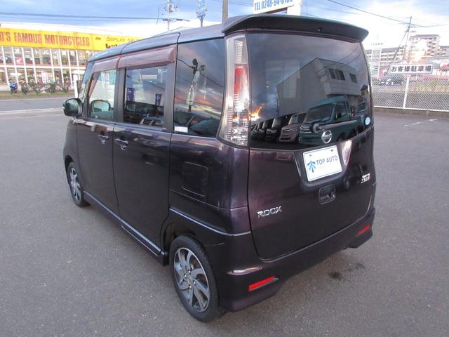 ルークス ハイウェイスターターボ　４ＷＤ　両側電動スライドドア　ナビ　フルセグＴＶ　Ｂｌｕｅｔｏｏｔｈ接続　ＣＤ　ＤＶＤ　ＵＳＢ接続　シートヒーター　ＨＩＤ　オートライト　ＡＢＳ　プッシュスタート　純正アルミホイール（17枚目）