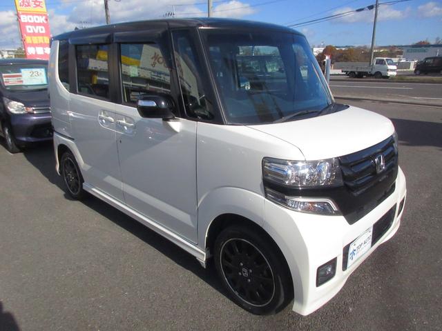N-BOXカスタム G・ターボLパッケージ 4WD ツートンカラースタイル ナビ TV CD DVD Bluetooth バックカメラ ETC 衝突軽減ブレーキ HID ハーフレザーシート パドルシフト 横滑り防止 ABS クルーズコントロール(12枚目)