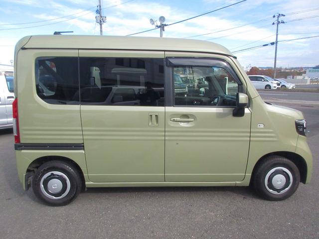 N-VAN+スタイル ファン・ターボホンダセンシング 4WD ナビ フルセグ Bluetooth バックカメラ CD DVD 衝突軽減ブレーキ アダプティブクルーズコントロール 横滑り防止 誤発進防止 LEDライト レーンキープアシスト プッシュスタート(8枚目)