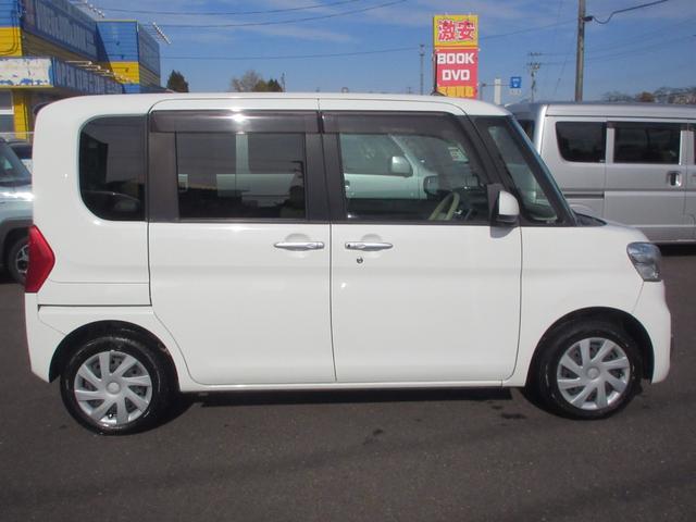 タント Ｘターボ　ＳＡ　４ＷＤ　衝突軽減ブレーキ　電動スライドドア　ＣＤ　ＡＵＸ　ＵＳＢ　踏み間違い防止　横滑り防止　ＡＢＳ　オートライト　フォグライト　プッシュスタート（8枚目）