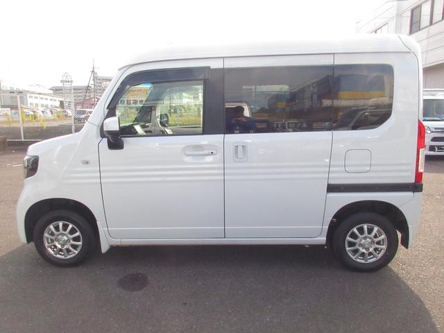 Ｎ－ＶＡＮ＋スタイル ファン・ターボホンダセンシング　４ＷＤ　ナビ　Ｂｌｕｅｔｏｏｔｈ　衝突軽減ブレーキ　アダプティブクルーズコントロール　ＡＢＳ　ＣＤ　ＵＳＢ　バックカメラ　ＬＥＤヘッドライト　レーンキープアシスト　踏み間違い防止　オートハイビーム（10枚目）