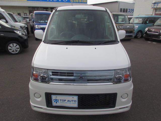 トッポ Ｇ　修復歴無し　４ＷＤ　ナビ　フルセグ　Ｂｌｕｅｔｏｏｔｈ　ＣＤ　ＤＶＤ　ドライブレコーダー　キーレス　ＡＢＳ　バックカメラ　シートヒーター　ＡＢＳ　電動格納ミラー（4枚目）