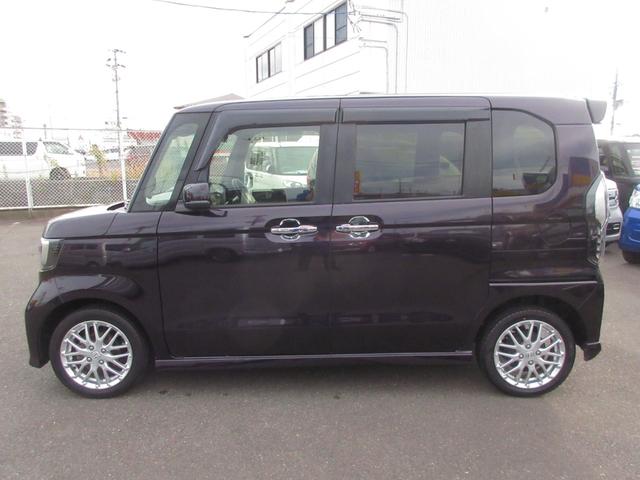 Ｎ－ＢＯＸカスタム Ｌターボ　４ＷＤ　９インチナビ　フルセグ　衝突軽減ブレーキ　両側電動スライドドア　シートヒーター　Ｂｌｕｅｔｏｏｔｈ接続　バックカメラ　Ａｐｐｌｅｃａｒｐｌａｙ　ＣＤ　ＤＶＤ　ドライブレコーダー　パドルシフト（10枚目）