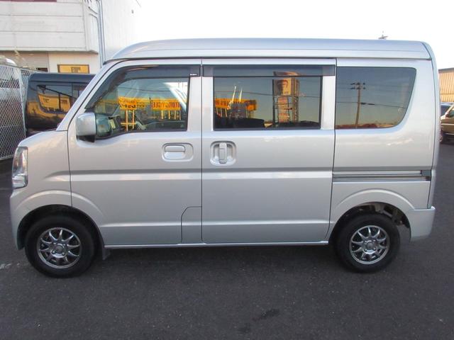 エブリイ ジョインターボ　ハイルーフ　４ＷＤ　修復歴無し　ナビ　フルセグ　ＥＴＣ　Ｂｌｕｅｔｏｏｔｈ接続　バックカメラ　ＣＤ　ＤＶＤ　衝突軽減ブレーキ　踏み間違い防止　クリアランスソナー　横滑り防止　ＡＢＳ　キーレス（10枚目）