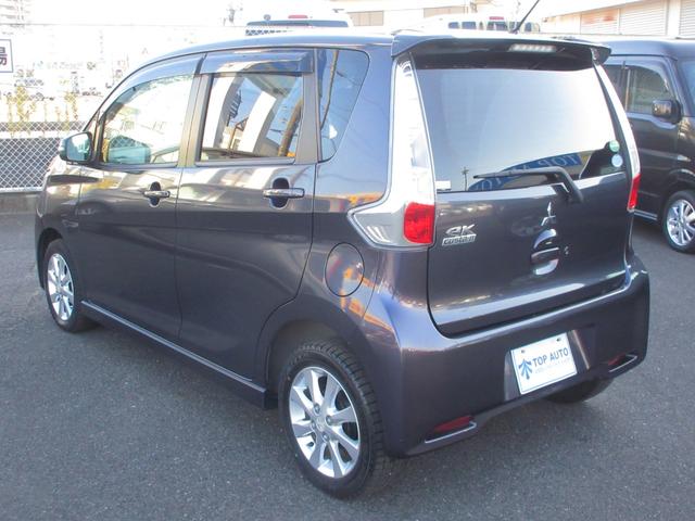 ｅＫカスタム Ｇ　４ＷＤ　修復歴無し　ナビ　フルセグ　Ｂｌｕｅｔｏｏｔｈ　バックカメラ　エンジンスターター　シートヒーター　ＣＤ　ＤＶＤ　ＨＩＤ　プッシュスタート　アルミホイール（18枚目）