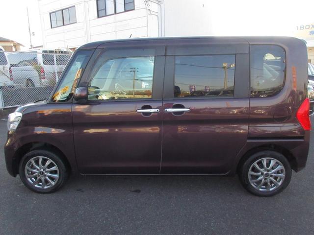 タント Ｘ　ＳＡＩＩＩ　４ＷＤ　ナビ　衝突軽減ブレーキ　電動スライドドア　フルセグ　Ｂｌｕｅｔｏｏｔｈ機能　踏み間違い防止　プッシュスタート　シートヒーター　ＣＤ　ＤＶＤ　ＵＳＢ　オートハイビーム　アルミホイール　横滑り防止（10枚目）