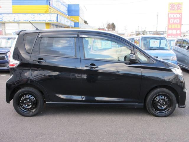 デイズ ライダー　ハイウェイスター　Ｇターボ　４ＷＤ　ナビ　アラウンドビューモニター　ＴＶ　衝突軽減ブレーキ　ＣＤ　ＤＶＤ　シートヒーター　横滑り防止　電動格納ミラー　プッシュスタート　ＡＢＳ　ＨＩＤ　フォグライト　オートライト　オートハイビーム（7枚目）