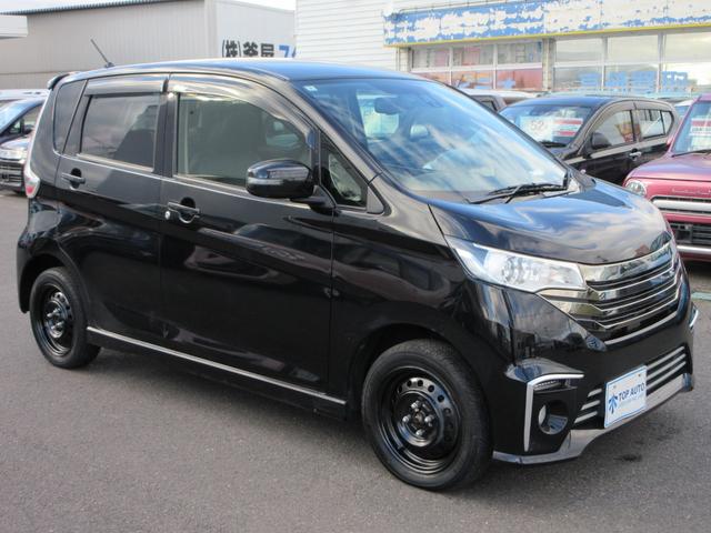 デイズ ライダー　ハイウェイスター　Ｇターボ　４ＷＤ　ナビ　アラウンドビューモニター　ＴＶ　衝突軽減ブレーキ　ＣＤ　ＤＶＤ　シートヒーター　横滑り防止　電動格納ミラー　プッシュスタート　ＡＢＳ　ＨＩＤ　フォグライト　オートライト　オートハイビーム（11枚目）