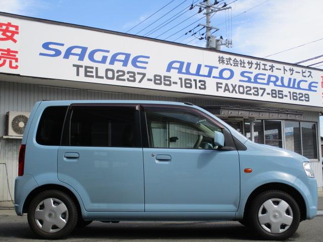 E FOUR 4WD シ-トヒ-タ- キ-レス CD ポータブルナビ ABS 寒冷地仕様(4枚目)