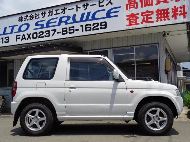 パジェロミニ ＺＲ　４ＷＤ　ターボ　切替４ＷＤ　キーレス　ＣＤ　ＦＭ／ＡＭ　シートヒーター　ＡＢＳ　社外アルミ　運転席＆助手席エアバッグ　盗難防止装置（4枚目）