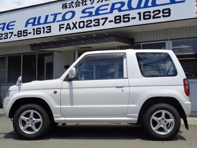 パジェロミニ ＺＲ　４ＷＤ　ターボ　切替４ＷＤ　キーレス　ＣＤ　ＦＭ／ＡＭ　シートヒーター　ＡＢＳ　社外アルミ　運転席＆助手席エアバッグ　盗難防止装置（8枚目）