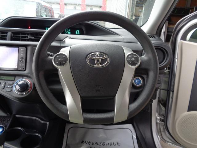 アクア Ｓ　ハイブリッド　プッシュスタート　フルセグ　ＣＤ　ＤＶＤ　Ｂｌｕｅｔｏｏｔｈ（オーディオ）　ＥＴＣ　電動格納ミラー　社外アルミ　運転席＆助手席エアバッグ　盗難防止装置（22枚目）