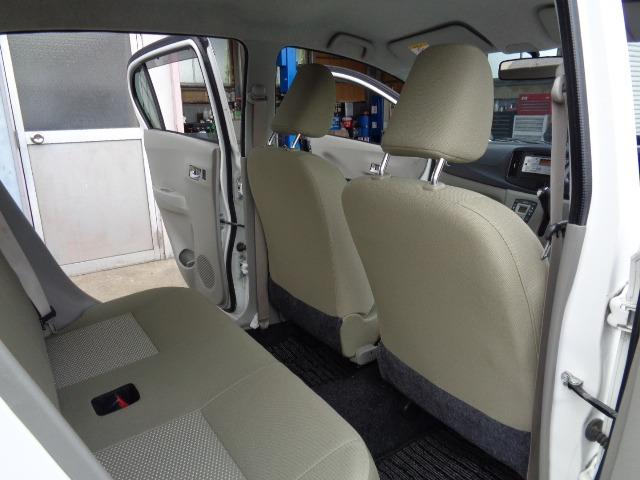 ミライース Ｇｆ　４ＷＤ　キーレス　エコアイドル　ＣＤ　ＦＭ／ＡＭ　電動格納ミラー　横滑り防止装置　ＡＢＳ　運転席＆助手席エアバッグ　盗難防止装置（11枚目）