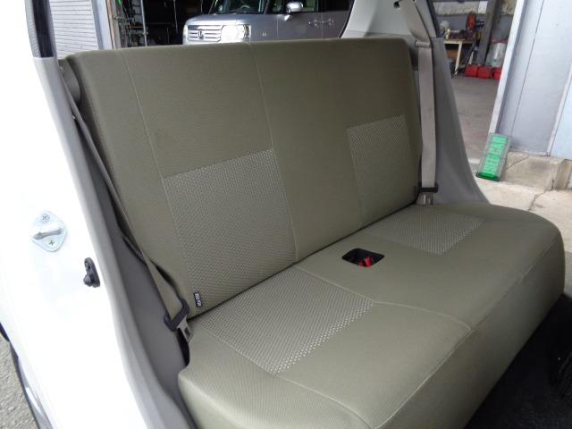 ミライース Ｇｆ　４ＷＤ　キーレス　エコアイドル　ＣＤ　ＦＭ／ＡＭ　電動格納ミラー　横滑り防止装置　ＡＢＳ　運転席＆助手席エアバッグ　盗難防止装置（12枚目）