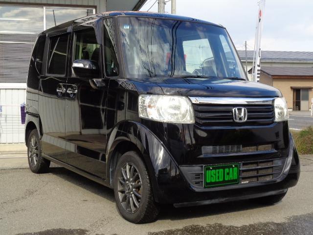 N-BOX+ G SSパッケージ 4WD 左右パワスラ プッシュスタート メモリーナビ CD FM/AM バックカメラ アイドリングストップ ETC 電動格納ミラー ミラーヒーター シートヒーター 社外アルミ 運転席&助手席エアバッグ(3枚目)