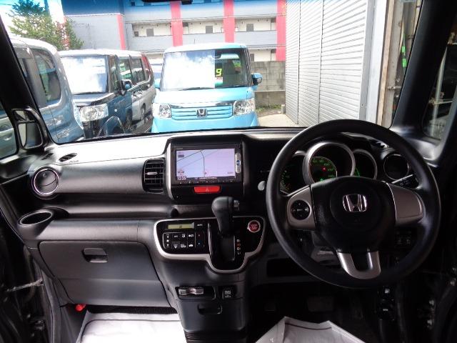 N-BOX+ G SSパッケージ 4WD 左右パワスラ プッシュスタート メモリーナビ CD FM/AM バックカメラ アイドリングストップ ETC 電動格納ミラー ミラーヒーター シートヒーター 社外アルミ 運転席&助手席エアバッグ(24枚目)