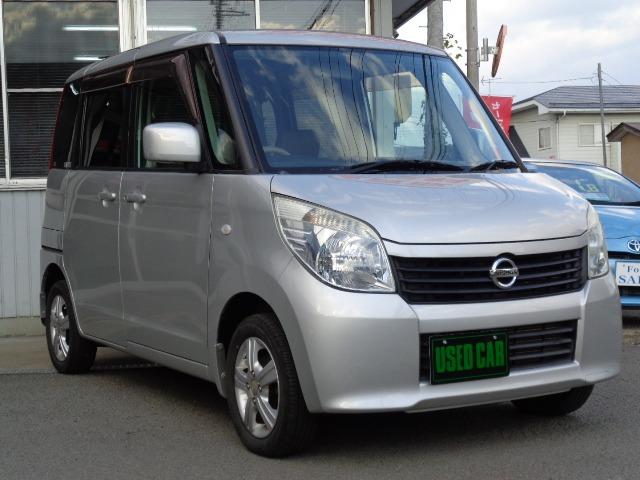 ルークス G 4WD プッシュスタート CD FM/AM バックカメラ 左パワースライドドア 電動格納ミラー ミラーヒーター シートヒーター 社外アルミ ABS 運転席&助手席エアバッグ 盗難防止装置(3枚目)