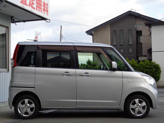 ルークス G 4WD プッシュスタート CD FM/AM バックカメラ 左パワースライドドア 電動格納ミラー ミラーヒーター シートヒーター 社外アルミ ABS 運転席&助手席エアバッグ 盗難防止装置(4枚目)