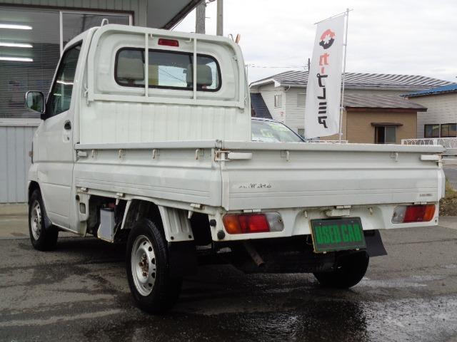 ミニキャブトラック Ｖタイプ　４ＷＤ　５速マニュアル　切替４ＷＤ　パワステ　ＦＭ／ＡＭ　修復歴無し（7枚目）