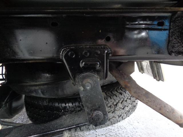 ミニキャブトラック Ｖタイプ　４ＷＤ　５速マニュアル　切替４ＷＤ　パワステ　ＦＭ／ＡＭ　修復歴無し（13枚目）