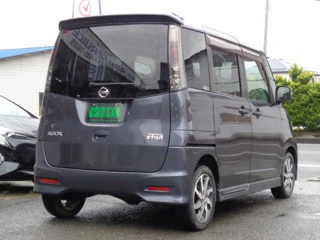 ルークス ハイウェイスター　４ＷＤ　左パワスラ　プッシュスタート　ＣＤ　ＦＭ／ＡＭ　電動格納ミラー　ミラーヒーター　シートヒーター　ＨＩＤヘッドライト　フォグランプ　オートライト　純正アルミ　運転席＆助手席エアバッグ　盗難防止装置（6枚目）