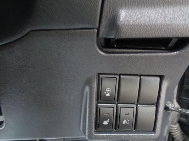 ルークス ハイウェイスター　４ＷＤ　左パワスラ　プッシュスタート　ＣＤ　ＦＭ／ＡＭ　電動格納ミラー　ミラーヒーター　シートヒーター　ＨＩＤヘッドライト　フォグランプ　オートライト　純正アルミ　運転席＆助手席エアバッグ　盗難防止装置（27枚目）