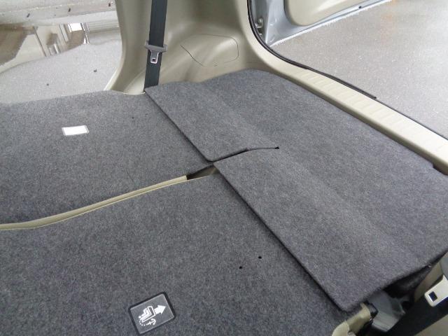 ムーヴ Ｌ　４ＷＤ　キーレス　エコアイドル　ＣＤ　ＦＭ／ＡＭ　電動格納ミラー　純正ホイールキャップ　ＡＢＳ　運転席＆助手席エアバッグ　盗難防止装置（16枚目）