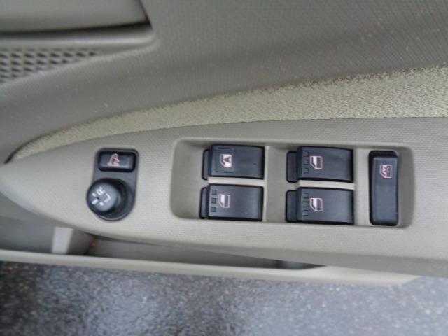 ムーヴ Ｌ　４ＷＤ　キーレス　エコアイドル　ＣＤ　ＦＭ／ＡＭ　電動格納ミラー　純正ホイールキャップ　ＡＢＳ　運転席＆助手席エアバッグ　盗難防止装置（26枚目）