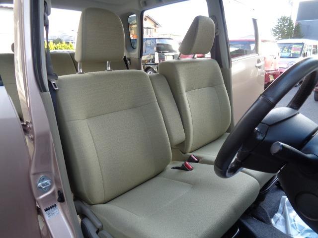 ムーヴ X 4WD プッシュスタート エコアイドル CD FM/AM 電動格納ミラー 社外アルミホイール ABS 運転席&助手席エアバッグ 盗難防止装置(10枚目)