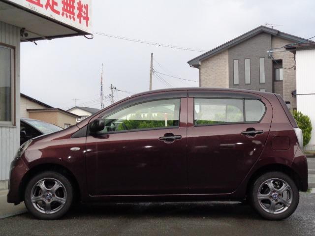ミライース Lf 4WD エコアイドル キーレス CD FM/AM 14インチ社外アルミホイール ABS 運転席&助手席エアバッグ 盗難防止装置(8枚目)