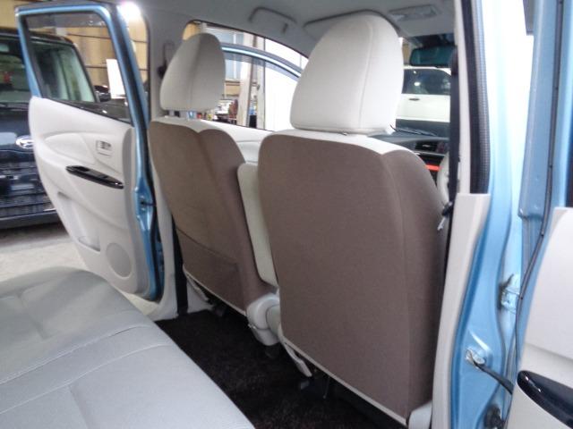 デイズ X 4WD プッシュスタート CD FM/AM アイドリングストップ レーダーブレーキ 横滑り防止装置 全方位カメラ 電動格納ミラー シートヒーター 純正アルミ ABS 運転席&助手席エアバッグ 盗難防止装置(11枚目)