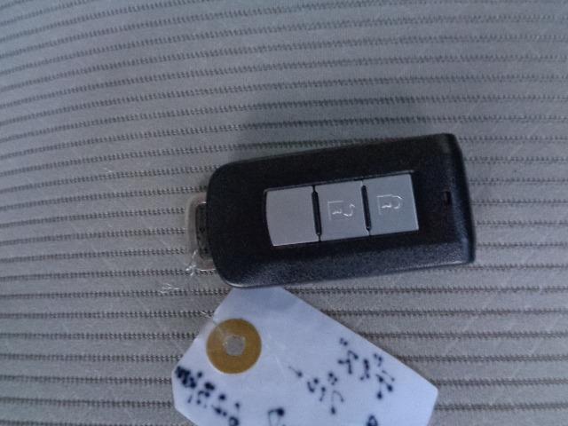 デイズ X 4WD プッシュスタート CD FM/AM アイドリングストップ レーダーブレーキ 横滑り防止装置 全方位カメラ 電動格納ミラー シートヒーター 純正アルミ ABS 運転席&助手席エアバッグ 盗難防止装置(28枚目)