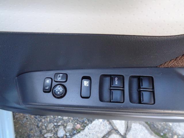 モコ X FOUR 4WD プッシュスタート CD FM/AM バックカメラ 電動格納ミラー ミラーヒーター シートヒーター フォグランプ 社外アルミホイール ABS 運転席&助手席エアバッグ 盗難防止装置(26枚目)