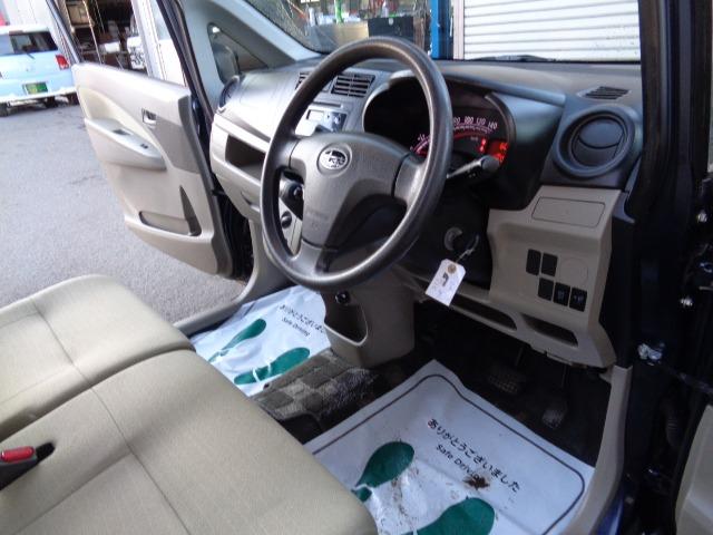 ステラ L 4WD キーレス エコアイドル CD FM/AM 電動格納ミラー ABS 運転席&助手席エアバッグ 盗難防止装置(9枚目)