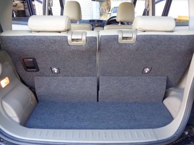 ステラ L 4WD キーレス エコアイドル CD FM/AM 電動格納ミラー ABS 運転席&助手席エアバッグ 盗難防止装置(13枚目)