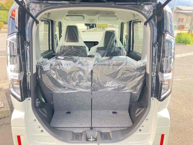 スペーシアカスタム ハイブリッドＸＳ　届出済未使用車　４ＷＤ　両側電動スライドドア　クリアランスソナー　オートクルーズコントロール　レーンアシスト　衝突被害軽減システム　オートライト　ＬＥＤヘッドランプ　スマートキー　アイドリングストップ（18枚目）