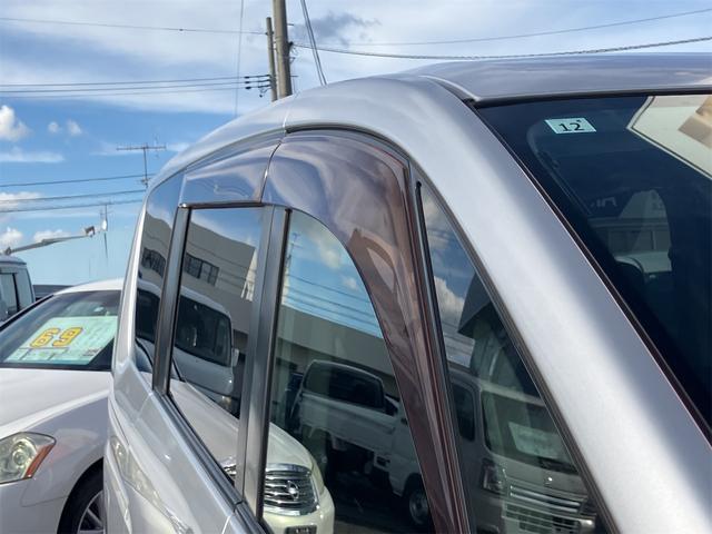 セレナ ハイウェイスター　４ＷＤ　ＥＴＣ　バックカメラ　ナビ　ＴＶ　オートクルーズコントロール　左電動スライドドア（右不良）　オートライト　スマートキー　アイドリングストップ　電動格納ミラー　３列シート　ＣＶＴ　アルミホイール（37枚目）