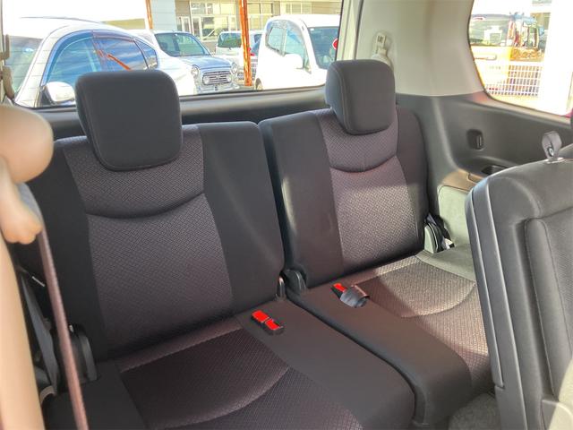 セレナ ハイウェイスター　４ＷＤ　ＥＴＣ　バックカメラ　ナビ　ＴＶ　オートクルーズコントロール　左電動スライドドア（右不良）　オートライト　スマートキー　アイドリングストップ　電動格納ミラー　３列シート　ＣＶＴ　アルミホイール（47枚目）