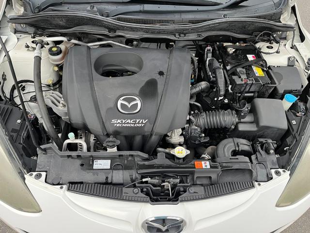 デミオ １３－スカイアクティブ　シューティングスター　ナビ　アルミ　バックカメラ（24枚目）