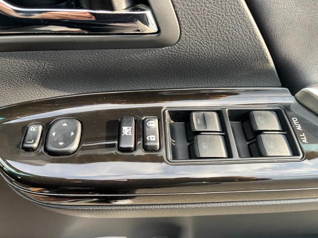 アルファード ２４０Ｓ　タイプゴールド　ナビ　アルミ　バックカメラ　クルーズ　　ＴＶ（19枚目）