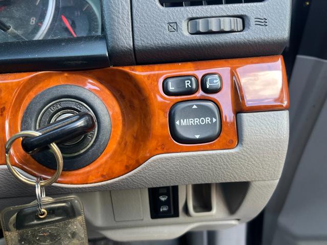 マークII グランデFour ナビ アルミ 電動シート TV(21枚目)