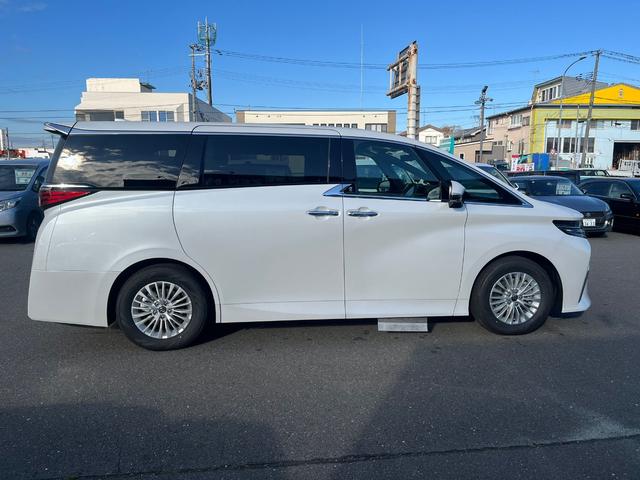 アルファードハイブリッド Ｘ　ナビ　アルミ　バックカメラ　クルーズ（6枚目）